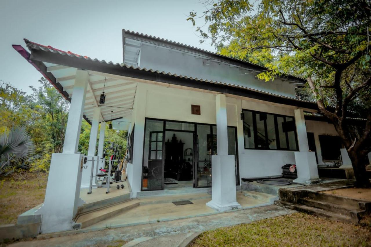 Hotel Sigiriya Kele Екстер'єр фото